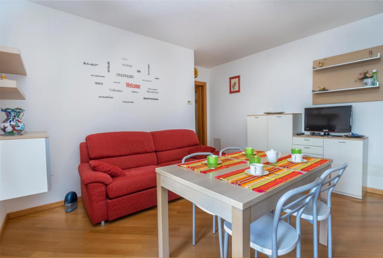 Ai Gelsomini - Lovely Flat With Terrace And Parking! Udine Exteriör bild
