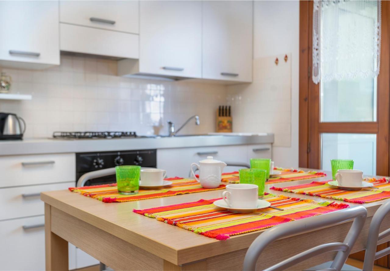 Ai Gelsomini - Lovely Flat With Terrace And Parking! Udine Exteriör bild